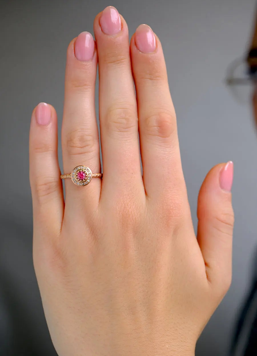 Padparadscha sapphire hotsell