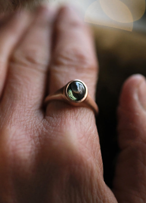 2.28ct Teal Sapphire and Red Gold Signet Ring James Newman Jewellery