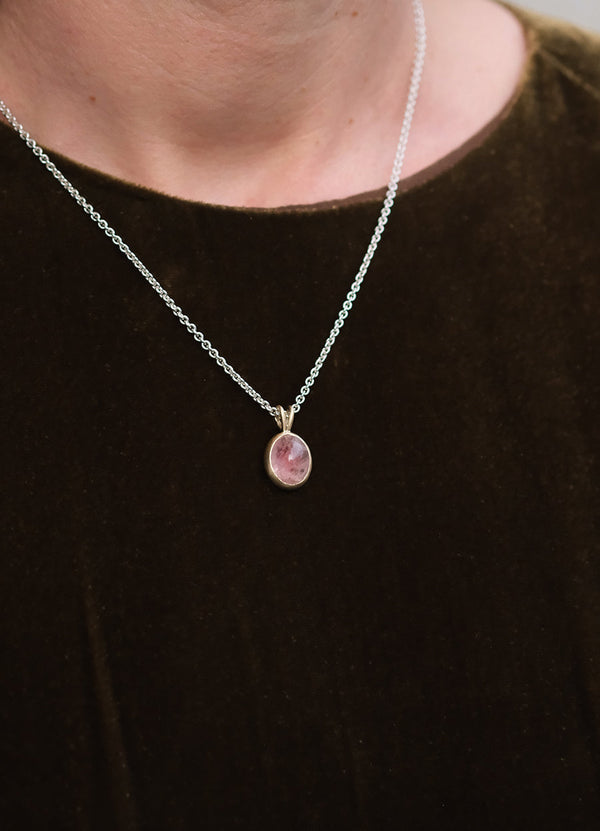 5.5ct Cabochon Oval Morganite T-Bar Necklace James Newman Jewellery